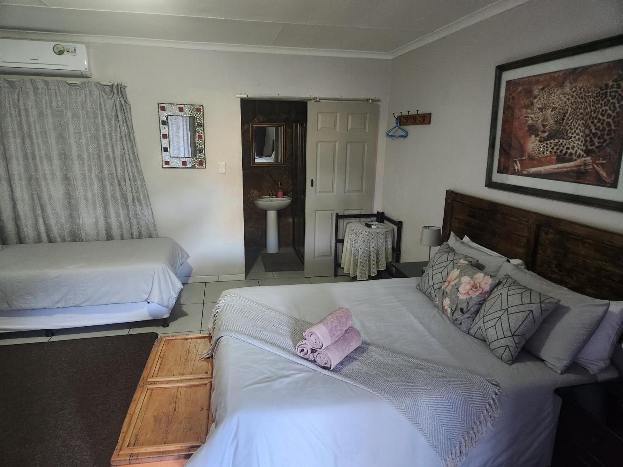 Mimosa Guesthouse Colesberg Exterior photo